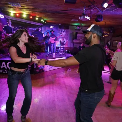 country swing dancing
