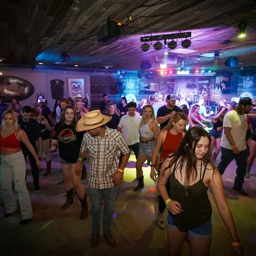 country line dancing saturday night