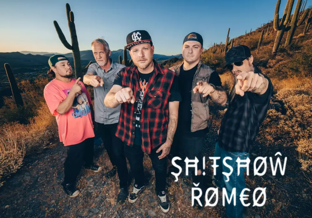 Shitshow Romeo at Harold's Corral for Cave Creek Bike Week