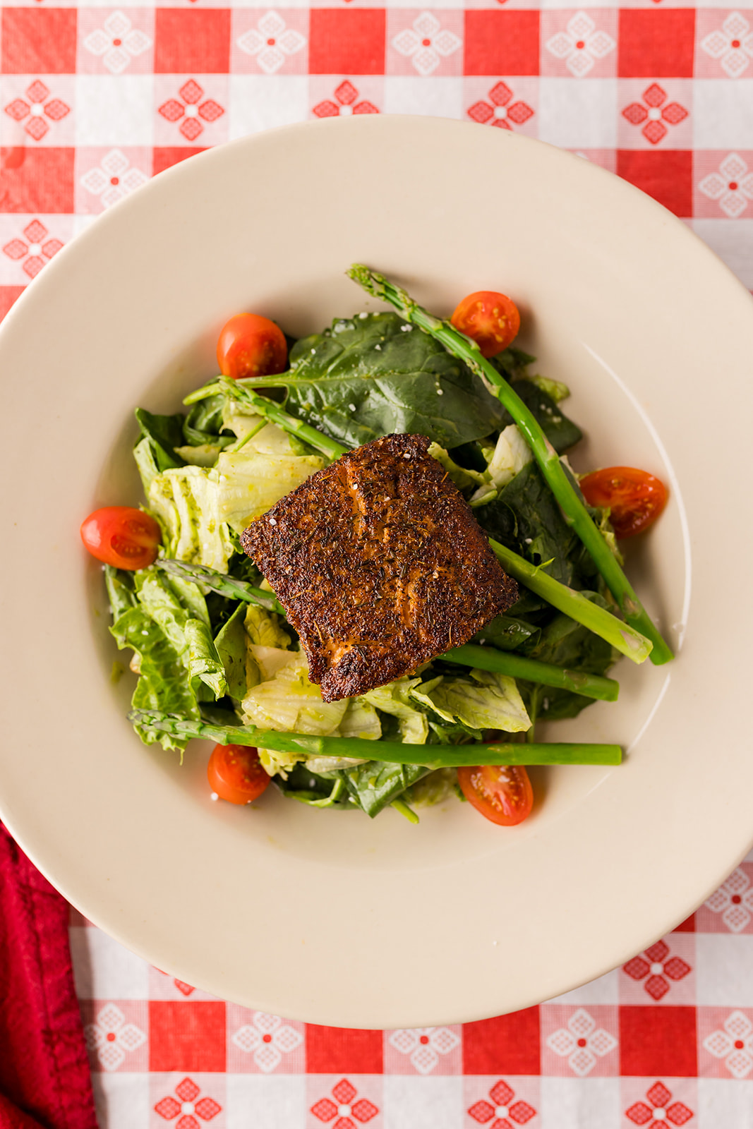 SEARED SALMON SALAD at Harold's Corral in Cave Creek